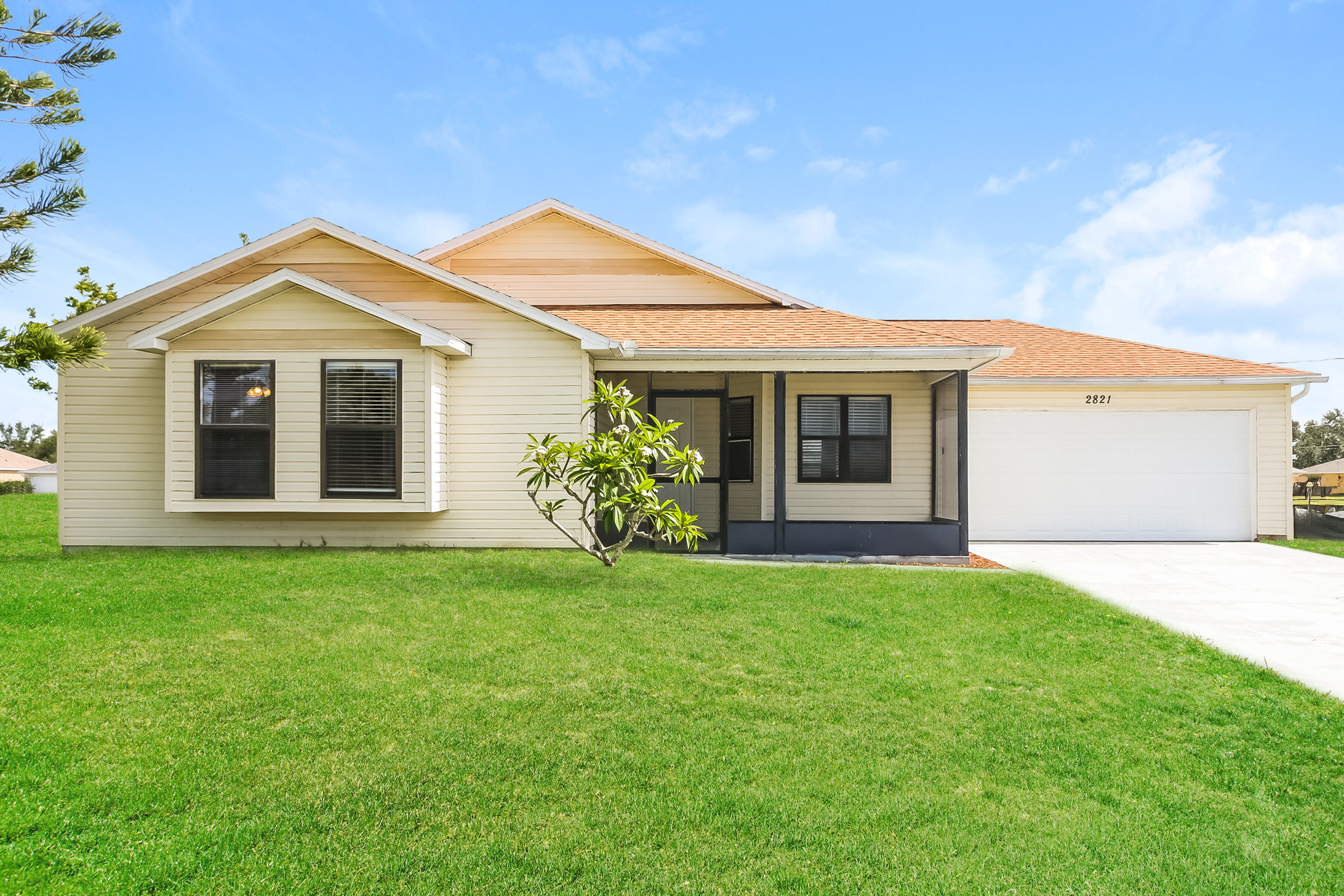 2821 NW 2nd Street Cape Coral, FL 33993